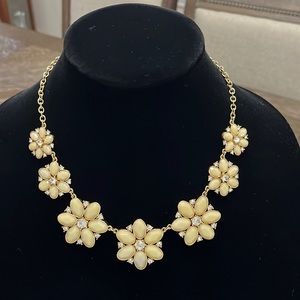 Kate Spade Floral cream daisy flower statement necklace